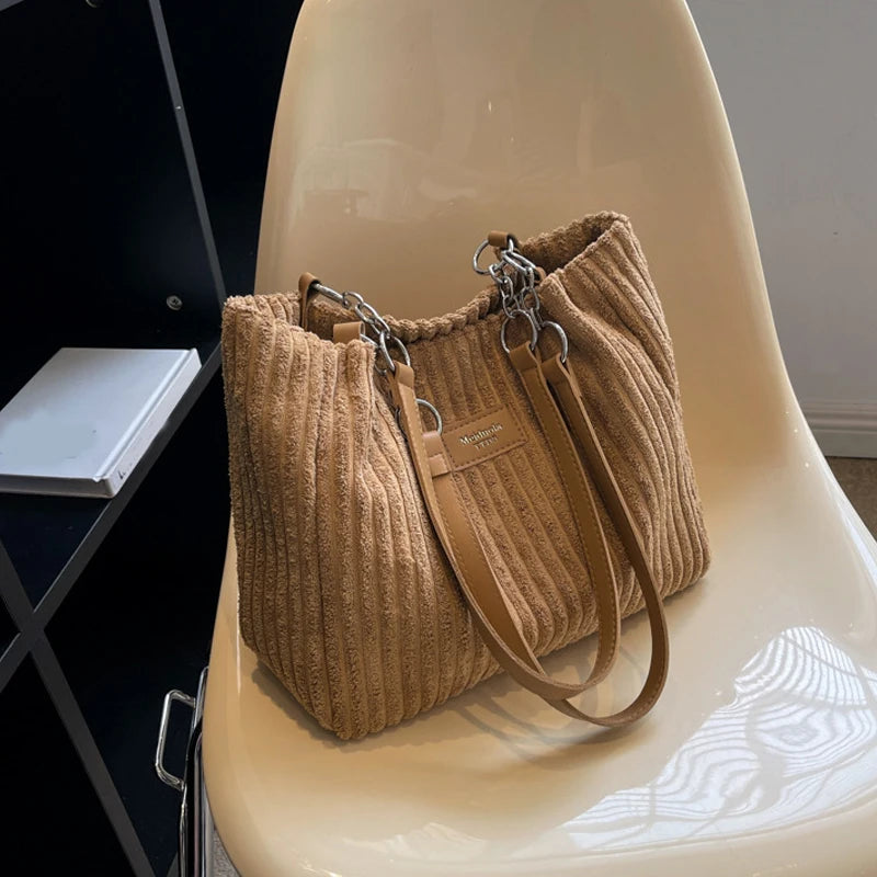 Sac à Main en velours Côtelé - Élégance Décontractée et Grand Format