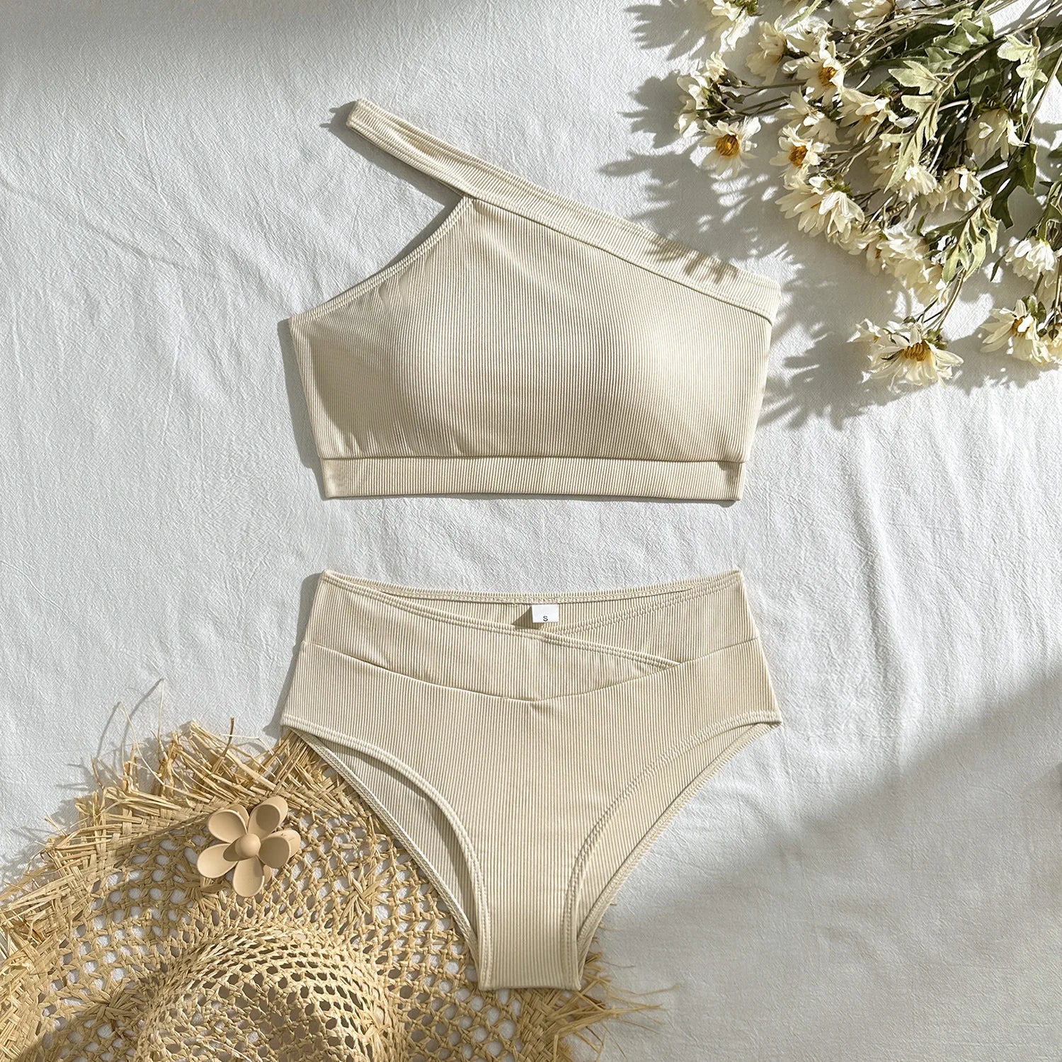 Bikini asymétrique taille haute, Silhouaite Élégance, Ensemble 2 pièces