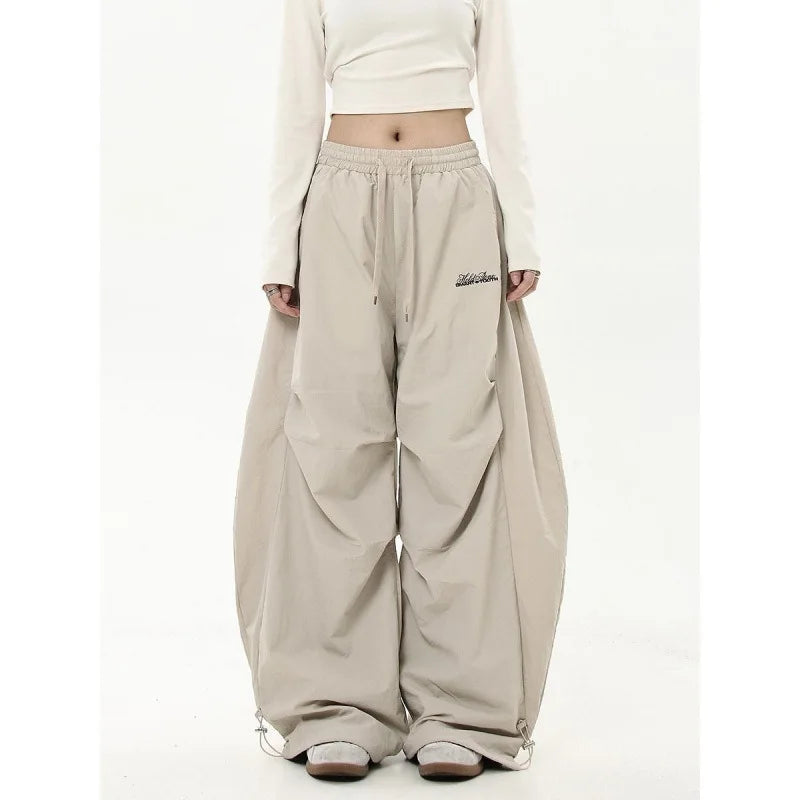 Pentalon Banana Rétro - Coupe Large et Style Parachutiste