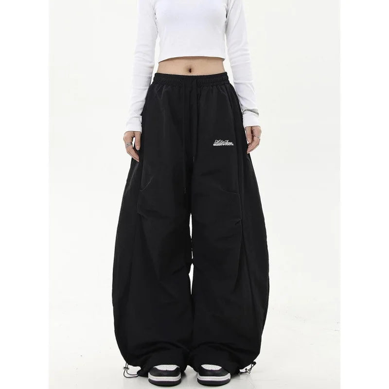 Pentalon Banana Rétro - Coupe Large et Style Parachutiste