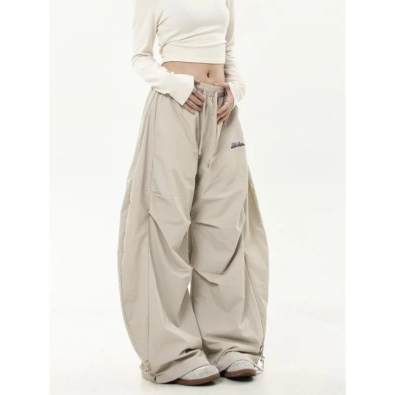 Pentalon Banana Rétro - Coupe Large et Style Parachutiste