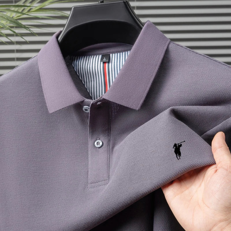 Polo Signature en Coton - Logo embossé, coupe ajustée, style business-casual