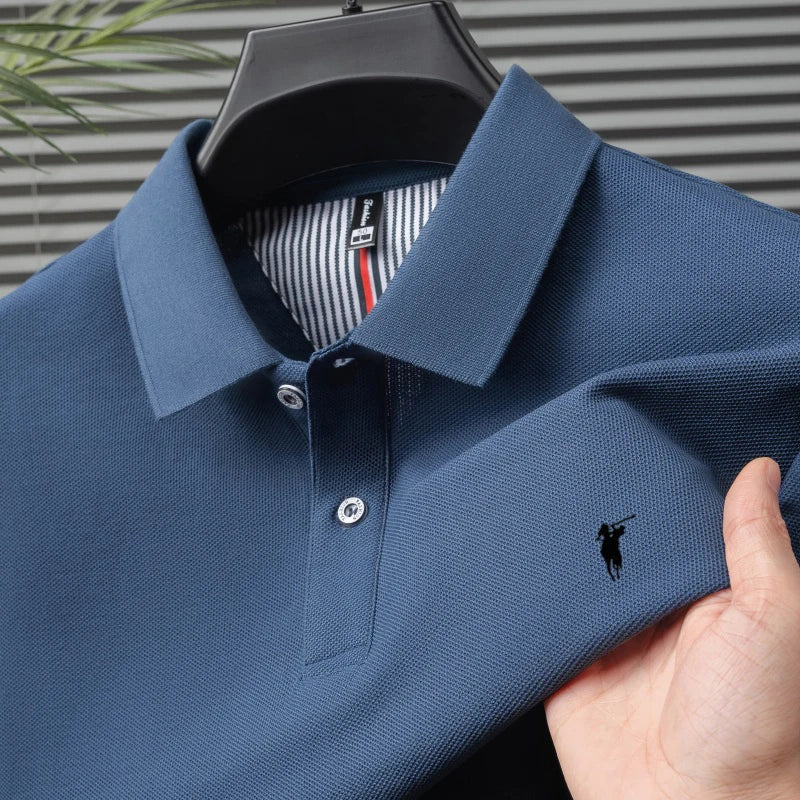 Polo Signature en Coton - Logo embossé, coupe ajustée, style business-casual